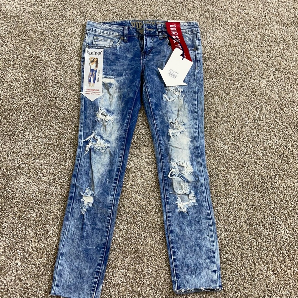 I’m selling jeans, size 3/4